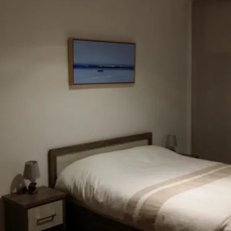 דירה 2 Bedroom Flat In 100 Meters From The Beach *